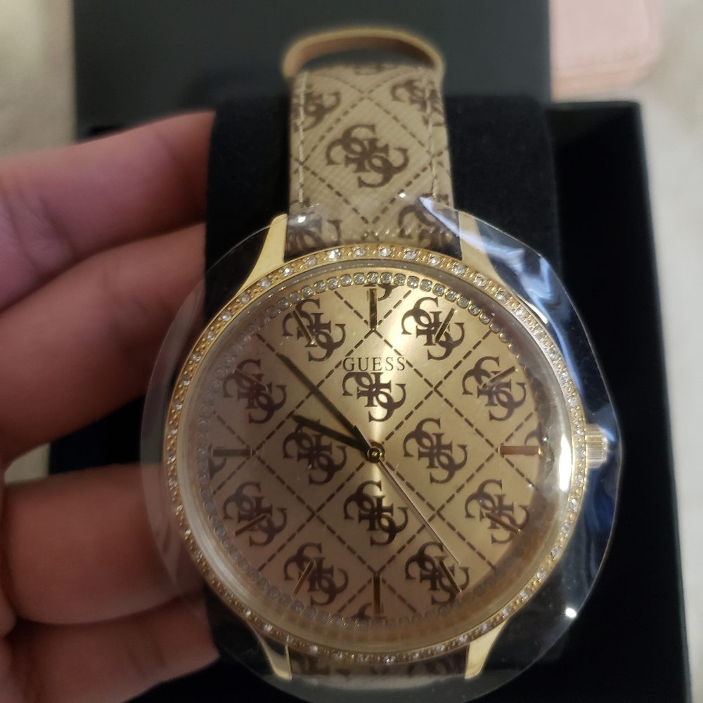 Women GUESS WATCH